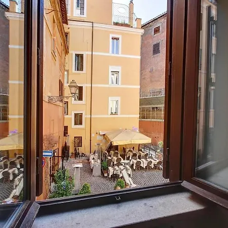 Coliseum Cozy Flat *